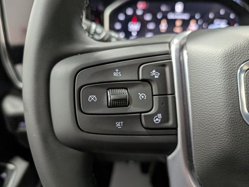 Used 2025 GMC Sierra 3500 SLT w/ SLT Premium Package image 24