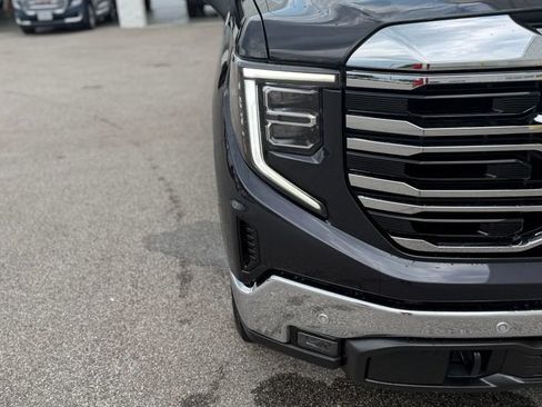 Used 2024 GMC Sierra 1500 SLT w/ SLT Premium Plus Package AWD/4WD image 9