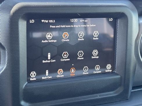 Used 2023 Jeep Wrangler Willys image 15