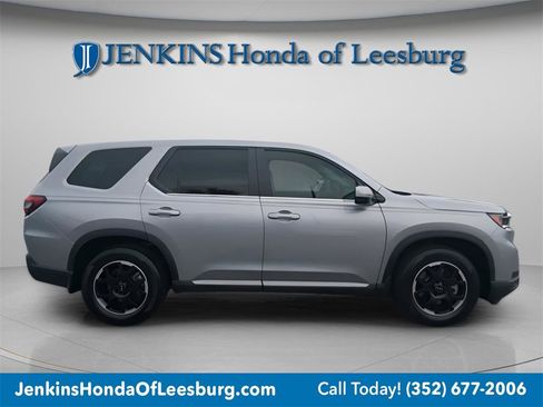 Certified 2025 Honda Pilot EX-L image 1