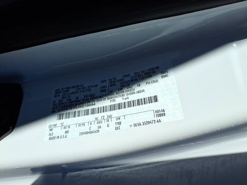 Used 2018 Ford F150 XLT w/ Equipment Group 301A Mid image 9