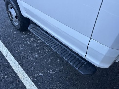 Used 2019 Ford F350 XL w/ XL Value Package image 8