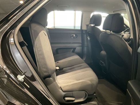 New 2025 Hyundai Ioniq 5 SE image 18