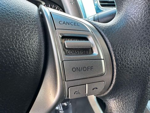 Used 2013 Nissan Altima 3.5 S FWD image 12
