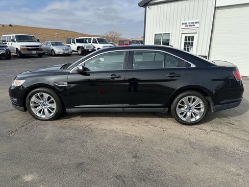 Used 2012 Ford Taurus Limited image 2