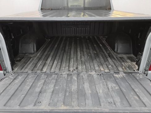 Used 2023 Chevrolet Silverado 1500 ZR2 w/ Technology Package image 30