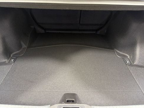 Used 2025 Lexus IS 350 F Sport image 16