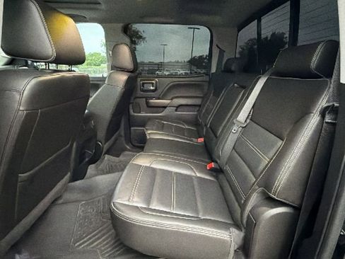 Used 2018 GMC Sierra 1500 Denali image 33
