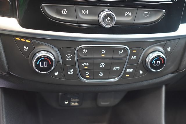 Used 2022 Chevrolet Traverse High Country AWD/4WD image 37