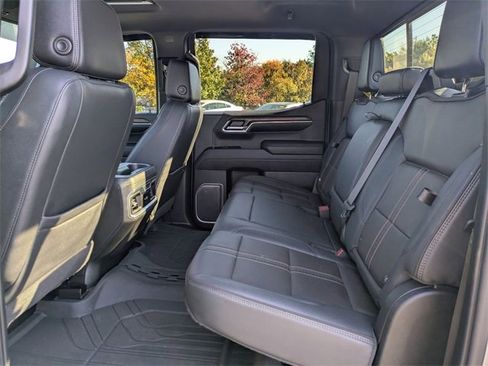 Used 2023 Chevrolet Silverado 1500 High Country w/ High Country Premium Package image 29