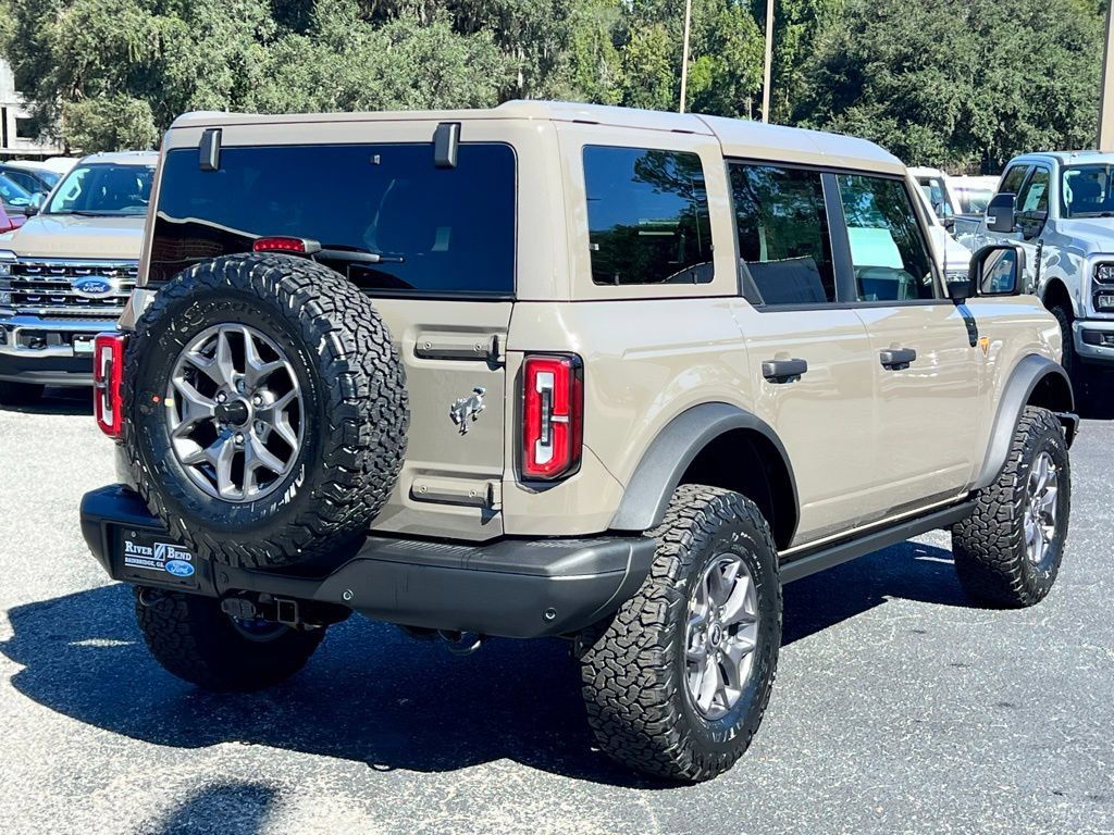 New 2025 Ford Bronco Badlands AWD/4WD image 5