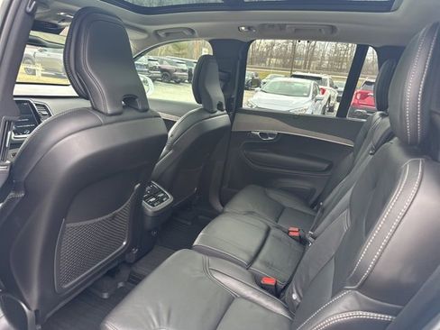 Used 2022 Volvo XC90 T6 Inscription w/ Advanced Package image 18