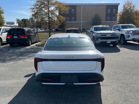 New 2025 Kia K4 LXS image 6