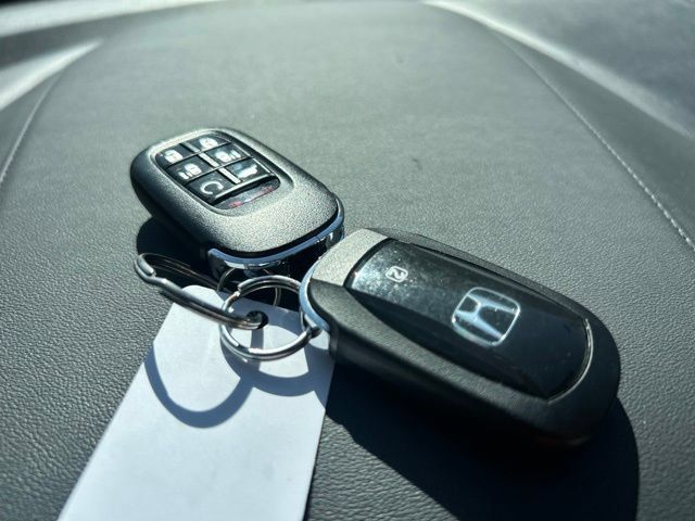 Used 2025 Honda Odyssey EX-L image 30
