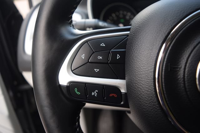 Used 2018 Jeep Compass Latitude w/ Popular Equipment Group AWD/4WD image 6