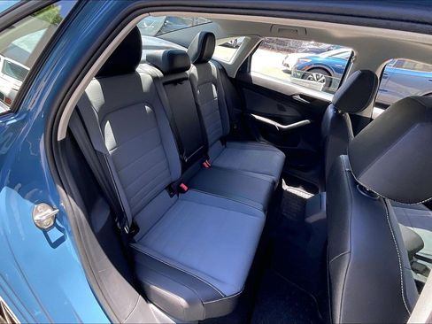 Used 2025 Volkswagen Jetta SE FWD image 26