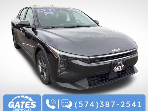 Used 2025 Kia K4 FWD image 1