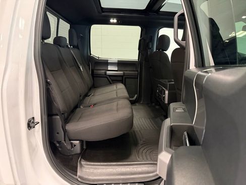 Used 2017 Ford F150 XLT w/ Equipment Group 302A Luxury AWD/4WD image 31