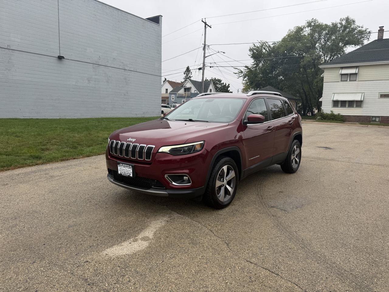 Used 2020 Jeep Cherokee Limited w/ Trailer Tow Group AWD/4WD image 3