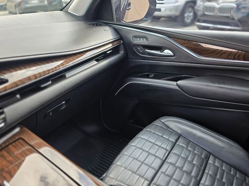 Used 2021 Cadillac Escalade Sport Platinum image 45