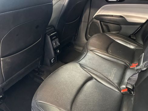 Used 2024 Jeep Compass Limited AWD/4WD image 5