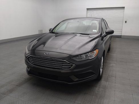Used 2018 Ford Fusion SE FWD image 15