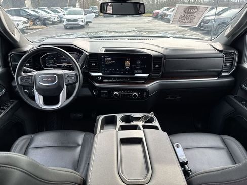 Used 2024 GMC Sierra 2500 SLT AWD/4WD image 10