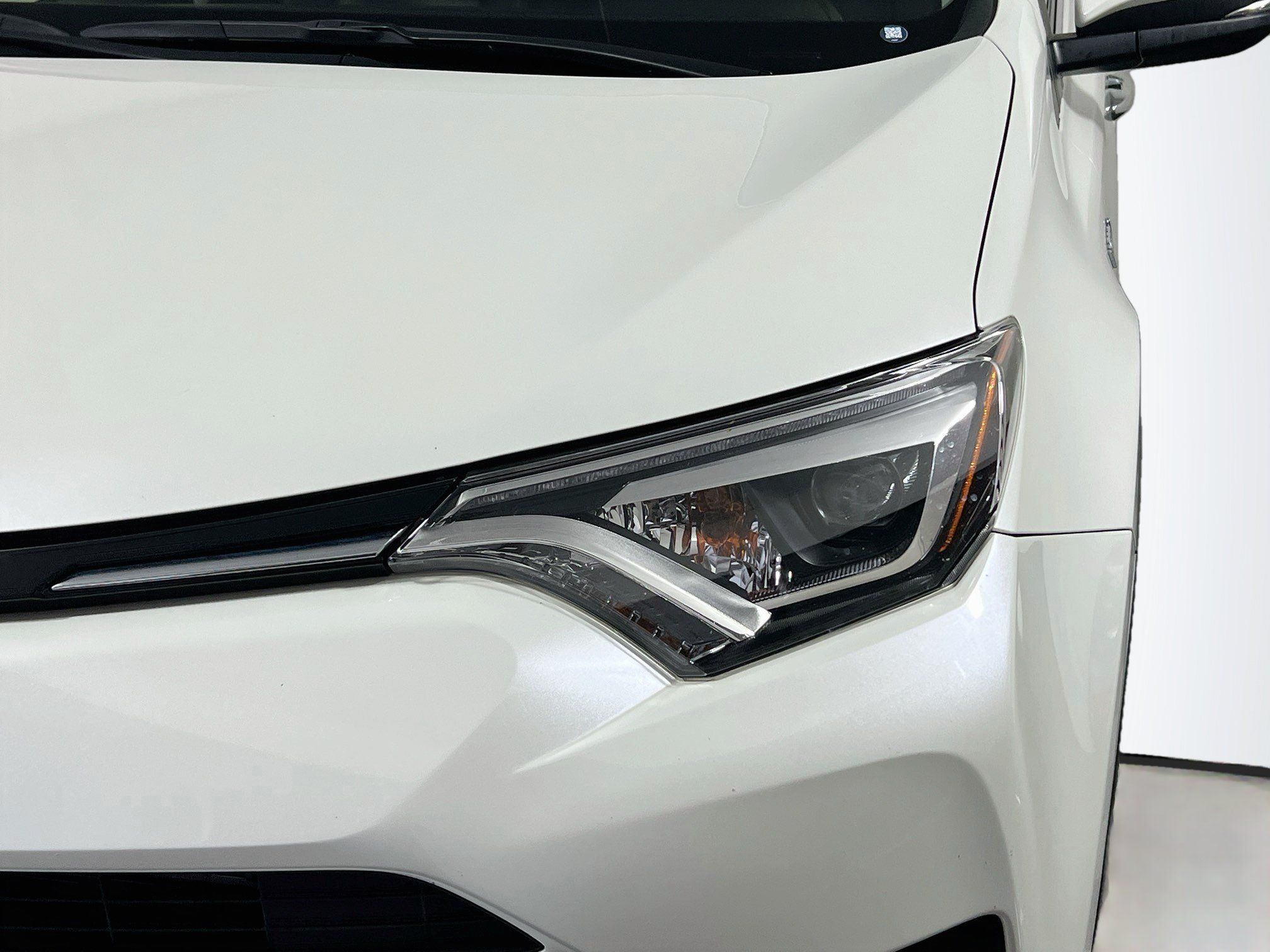 Used 2017 Toyota RAV4 Limited w/ All Weather Liner Package AWD/4WD image 11