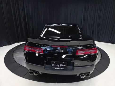 Used 2015 Chevrolet Camaro SS w/ SS Performance Package RWD image 12