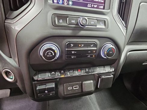 Certified 2023 Chevrolet Silverado 1500 Custom Trail Boss AWD/4WD image 18