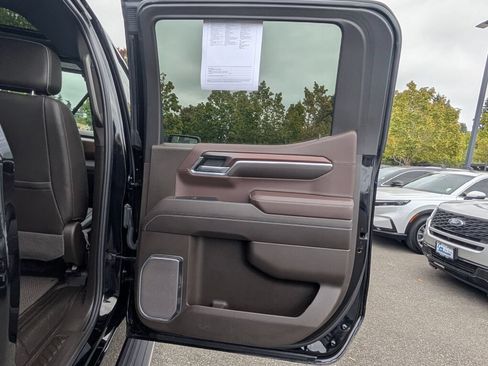 Certified 2024 GMC Sierra 1500 Denali w/ Denali Reserve Package AWD/4WD image 32
