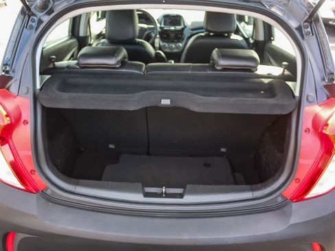 Used 2020 Chevrolet Spark ACTIV image 36