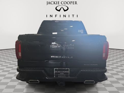 Used 2022 GMC Sierra 1500 Denali Ultimate AWD/4WD image 6