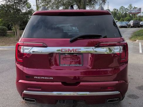 Used 2023 GMC Acadia Denali w/ Denali Ultimate Package FWD image 6
