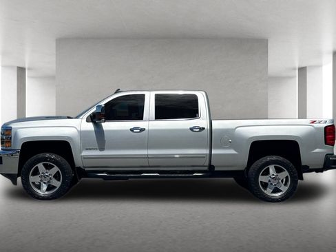 Used 2018 Chevrolet Silverado 2500 LTZ w/ Duramax Plus Package AWD/4WD image 7