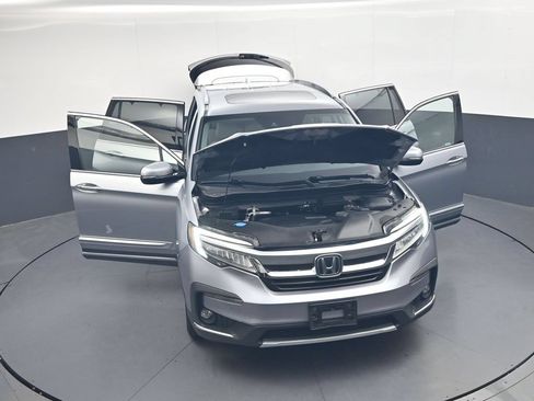Certified 2019 Honda Pilot Touring image 38