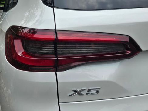 Used 2023 BMW X5 xDrive45e w/ Executive Package AWD/4WD image 27