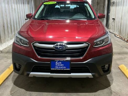 Used 2020 Subaru Outback Limited image 2