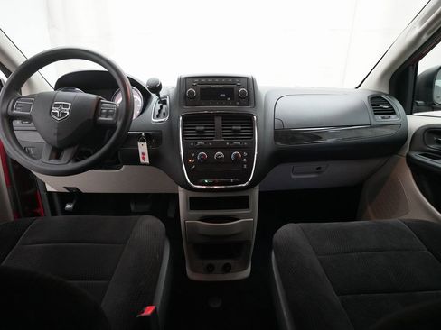 Used 2013 Dodge Grand Caravan American Value Package image 5