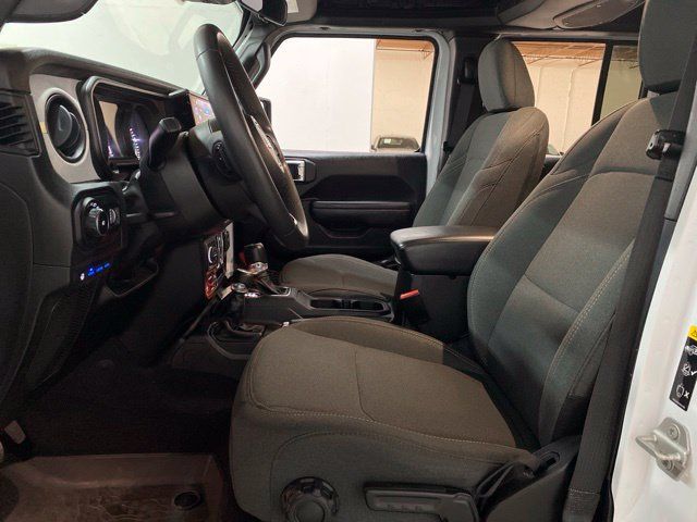 Used 2024 Jeep Wrangler Unlimited AWD/4WD image 64