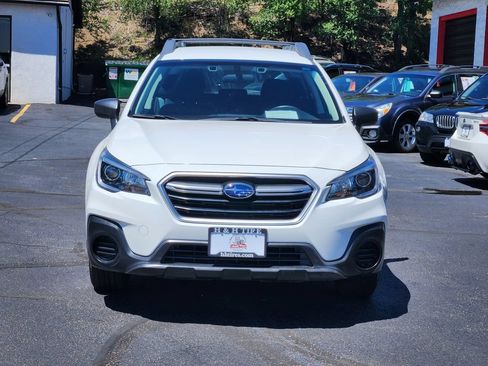 Used 2019 Subaru Outback 2.5i AWD/4WD image 6