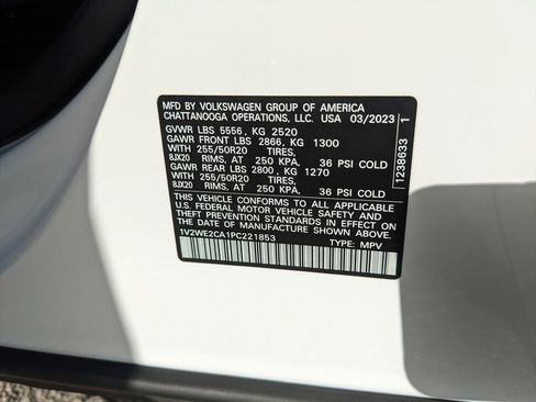 Used 2023 Volkswagen Atlas Cross Sport SE image 36