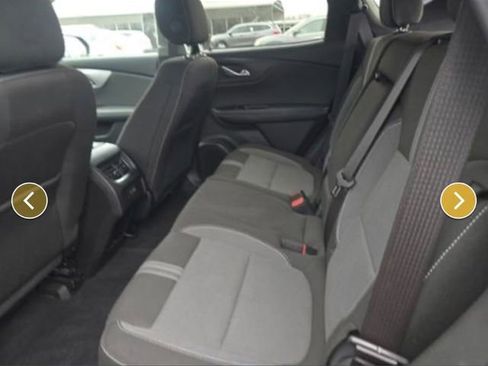 Used 2024 Chevrolet Blazer LT w/ Convenience Package FWD image 6