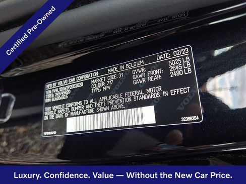 Certified 2023 Volvo XC40 B5 Plus w/ Driver Assist Package AWD/4WD image 30
