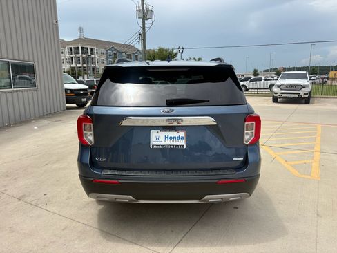 Used 2020 Ford Explorer XLT w/ Equipment Group 202A RWD image 22