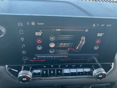 New 2026 GMC Canyon Elevation w/ Convenience Package RWD image 22