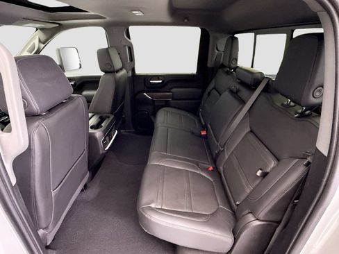 Used 2022 GMC Sierra 2500 Denali AWD/4WD image 19
