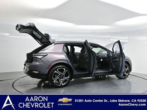 New 2026 Chevrolet Equinox EV LT image 4