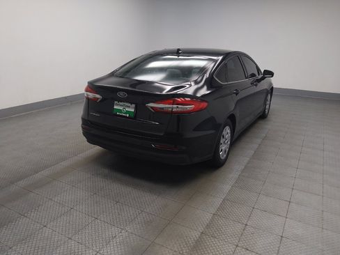 Used 2020 Ford Fusion S FWD image 9