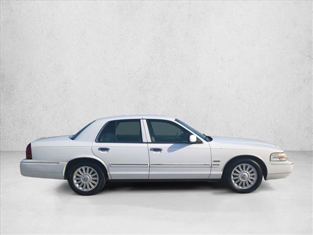Used 2010 Mercury Grand Marquis LS RWD image 4